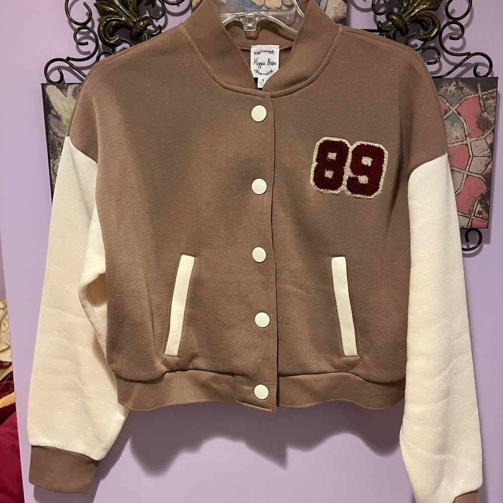 Light weight jacket